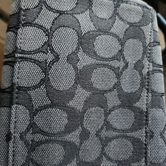 GUC Coach Signature Outline CELESTE Hobo Shoulder Bag - Picture 8 of 15